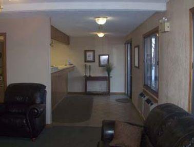 Howard Johnson By Wyndham Waterloo/cedar Falls Hotel